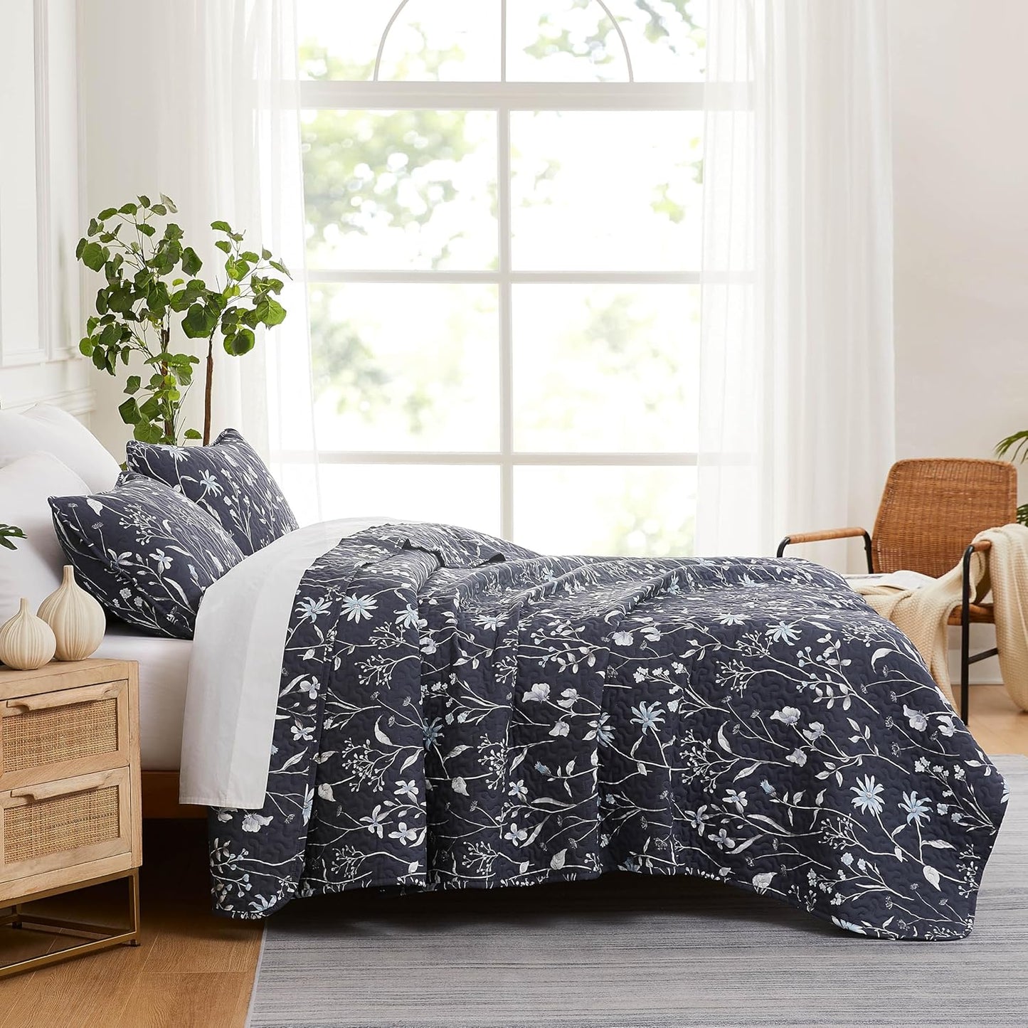 Oversized Queen Size Quilt Bedding Set (Full/Queen, Blue)